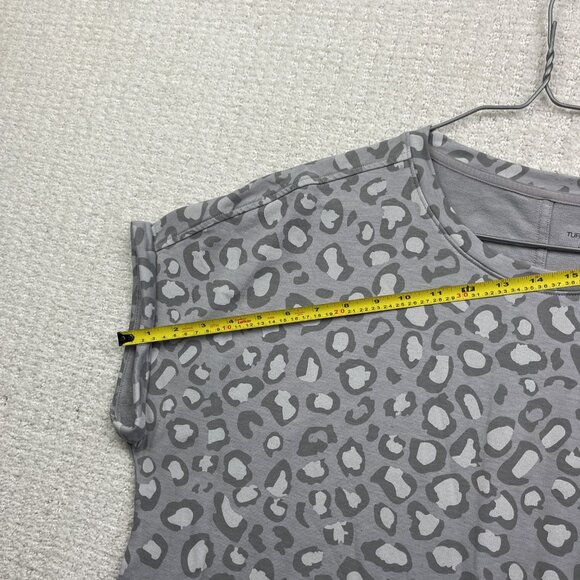 Tuff Athletics Women's XXL Grey Workout Tee Leopard Camo AOP Short Sleeve - Picture 9 of 14